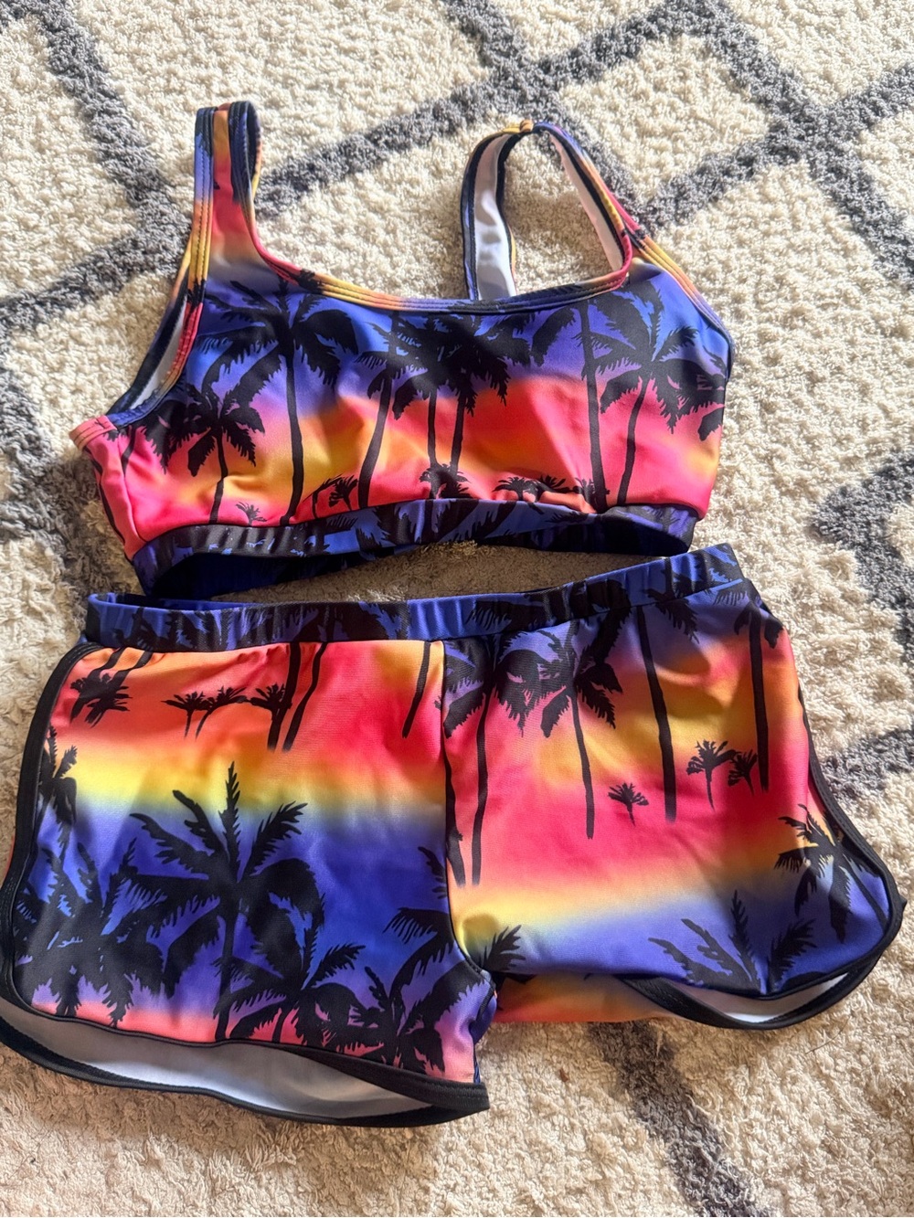 Woman’s multicolor Palm-Print swimsuit Set